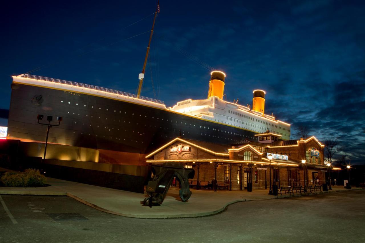 Hidden Creek, Pool Table, Hot Tub, 1089 Free Tickets Each Paid Day, Dollywood And More Gatlinburg Dış mekan fotoğraf